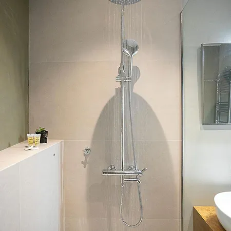 Spacious 2-bedroom Retreat In The Heart Of *